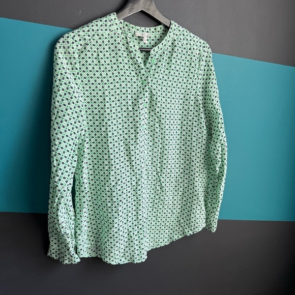 Joie Green Relaxed Buttoned Blouse 100% Silk - Picture 4 of 10